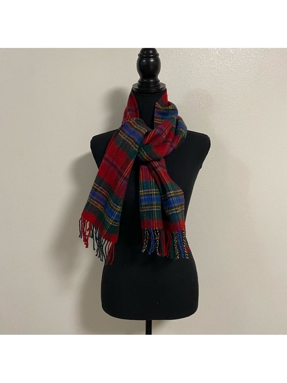 Clans of Scotland Scarf Unisex OS Red Green Tartan Pure New wool Fringed Scarf